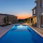 Hillside With Sea View And Pool Jarebinjak