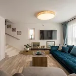 Hillside With Sea View And Pool * Jarebinjak