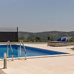 Villa Hillside With Sea View And Pool *