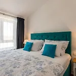 Villa Hillside With Sea View And Pool Jarebinjak