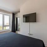 Hillside With Sea View And Pool Villa *