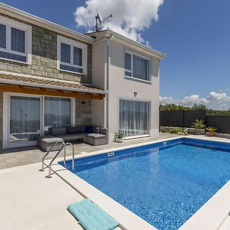 Vila Hillside With Sea View And Pool