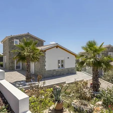 Hillside With Sea View And Pool Villa Jarebinjak